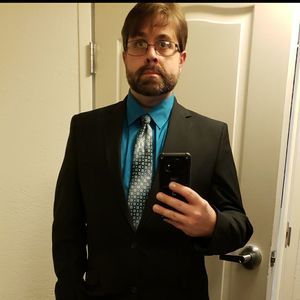 Meet your Posher, Derrick